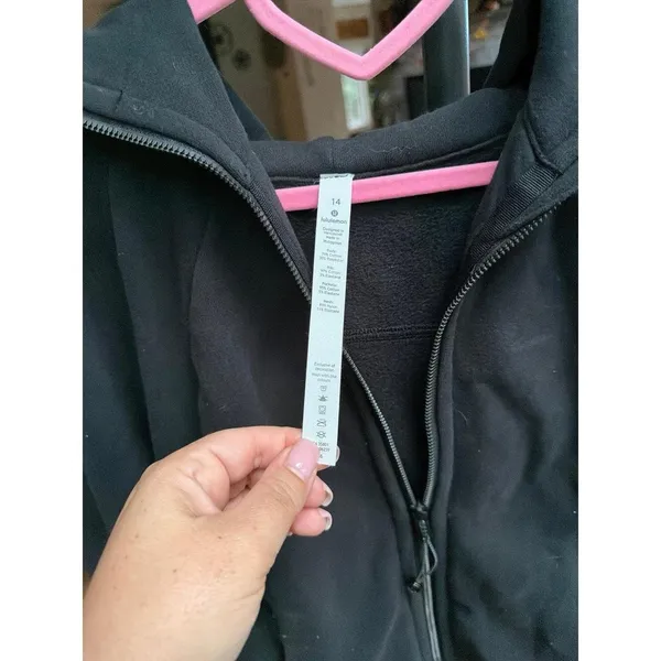 Lululemon Scuba Full-Zip hoodie black woman's 14 - Image 3