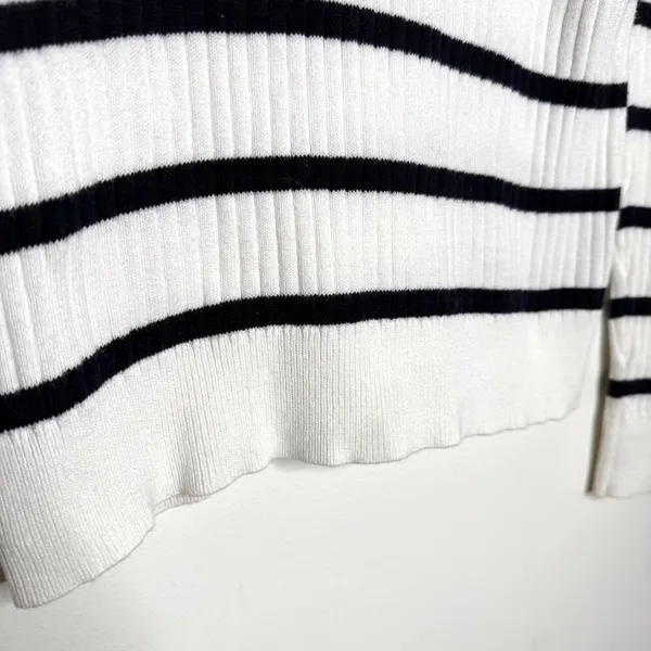 Lauren  Big Button High Neck Striped Pullover Sweater Small White - Image 5