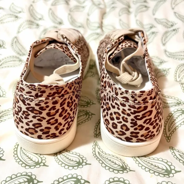 Kensie Vicky Sneaker Leopard Print Shoes 7.5 Cream Tan NIB - Image 6