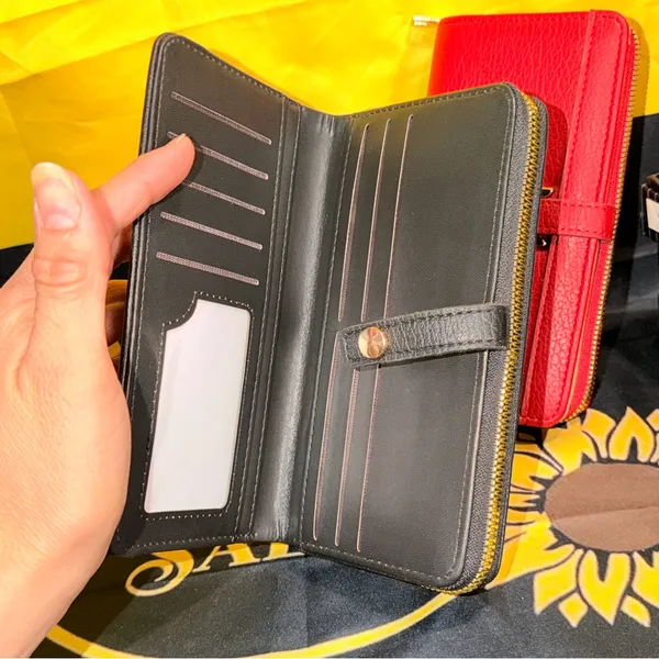 Black Textured Wallet with Gold Accent - Image 2