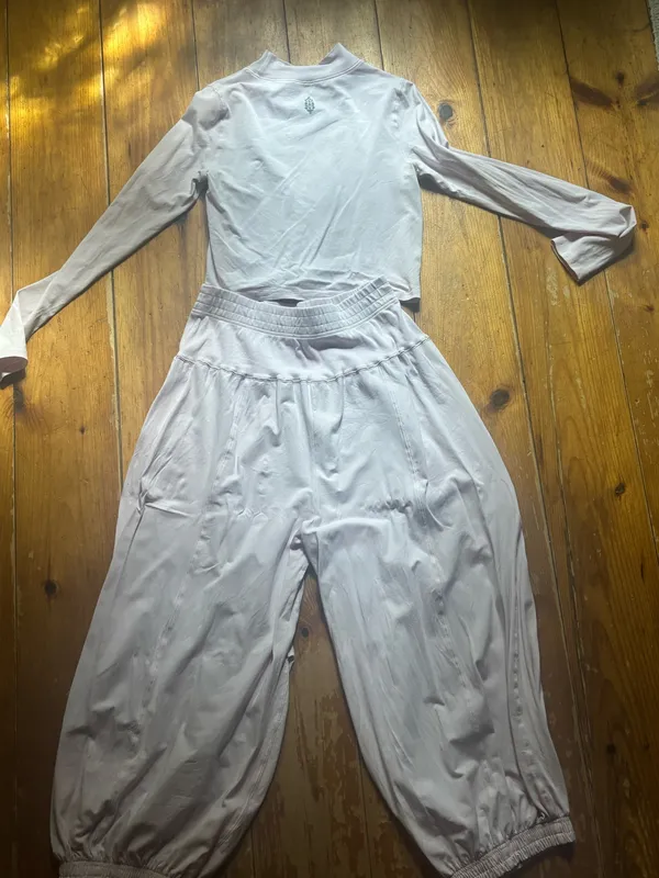 Free people movement set - Image 5