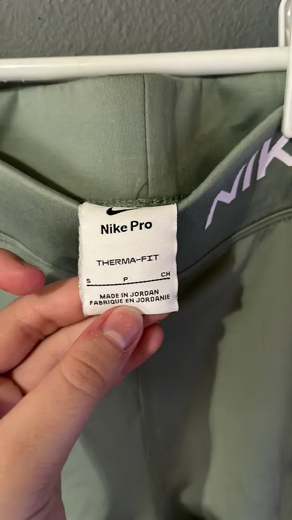 Nike Therma-Fit Leggings - Image 3