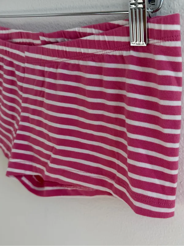 Brandy Melville pink & white striped shorts - Image 4