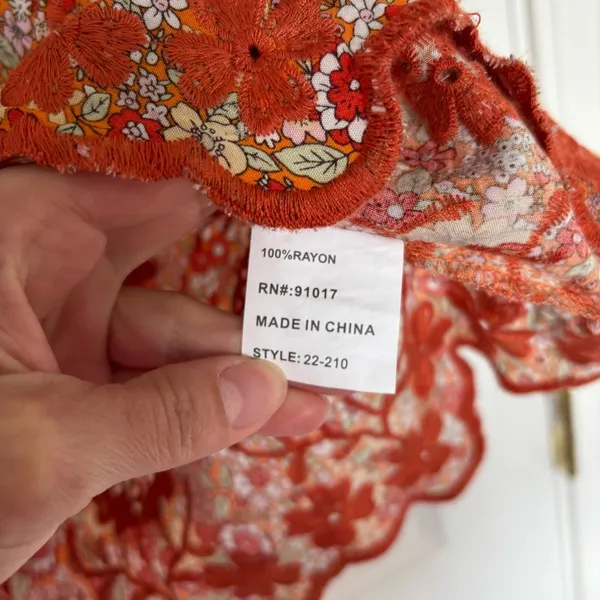 Solitaire Orange Tangerine Floral Eyelet Blouse Size Large - Image 5