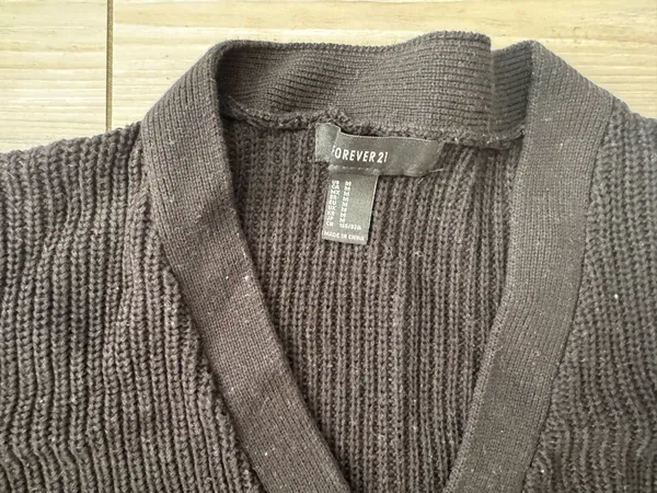 Forever 21 Sweater - Image 4
