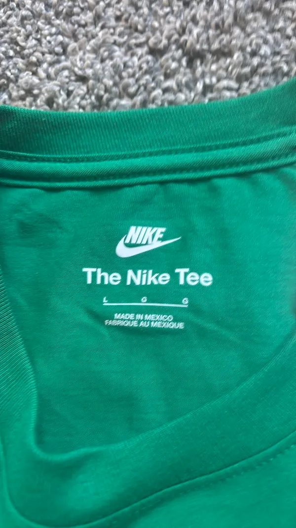 The Nike Tee cotton emerald green - Image 2