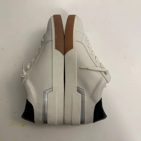 Dolce Vita Women's Helix White/Black Leather Sneakers Size 8.0 - Image 9
