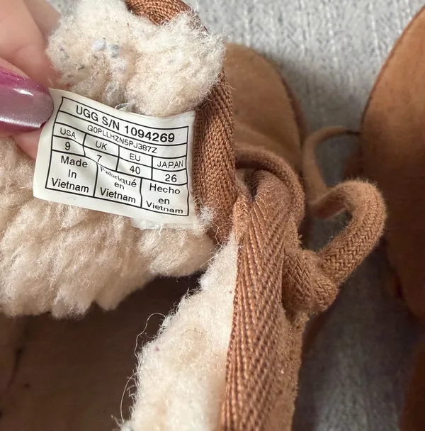 Neumel UGG Women’s - Image 5