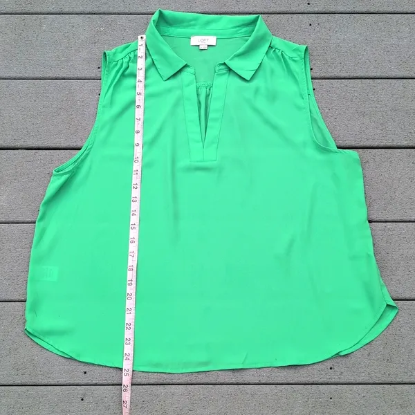 Loft Sleeveless V-Neck Blouse | Loft Sleeveless Collared Shirt | Green Loft Top - Image 9