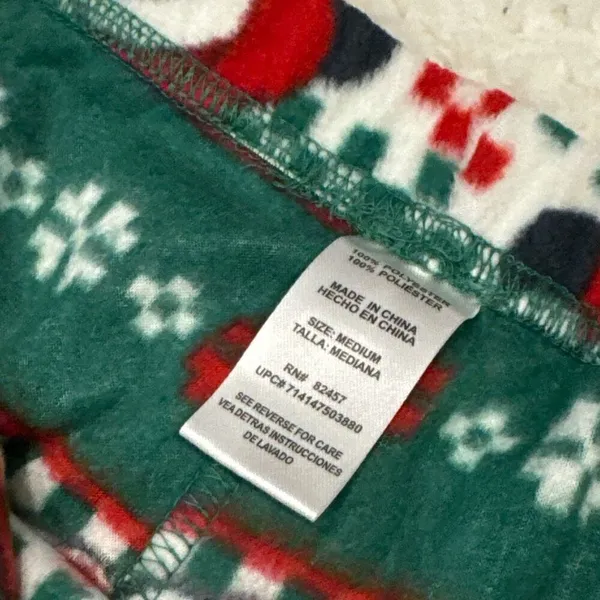 Disney Christmas pajamas size medium - Image 5