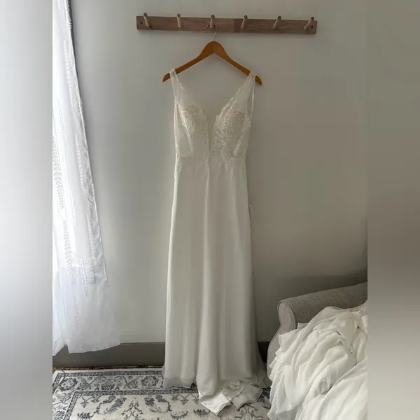 Lulus Forever Promised White Chiffon Embroidered Sequin Maxi Dress Size Medium - Image 4
