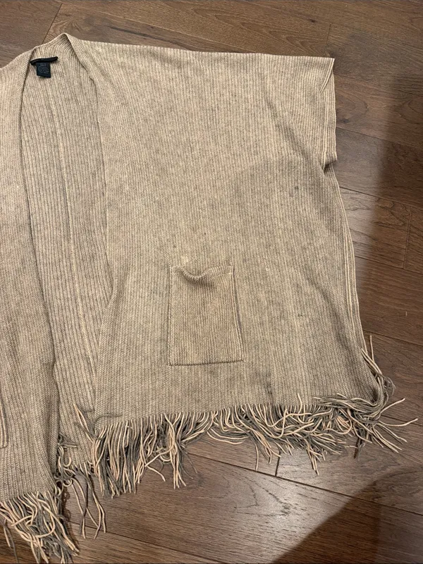 Steve Madden Open Front Ribbed Knit Poncho Beige One Size - C19-108 - Image 4
