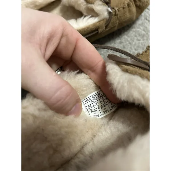 Women's UGG DAKOTA Suede Moccasin Slippers Size 6 1107949‎ CHESTNUT - Image 8