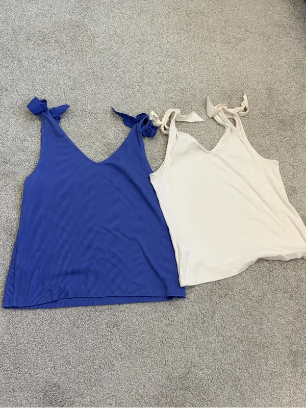 Set‎ of 2 J. Crew Bow-shoulder tank tops size XL - Image 5