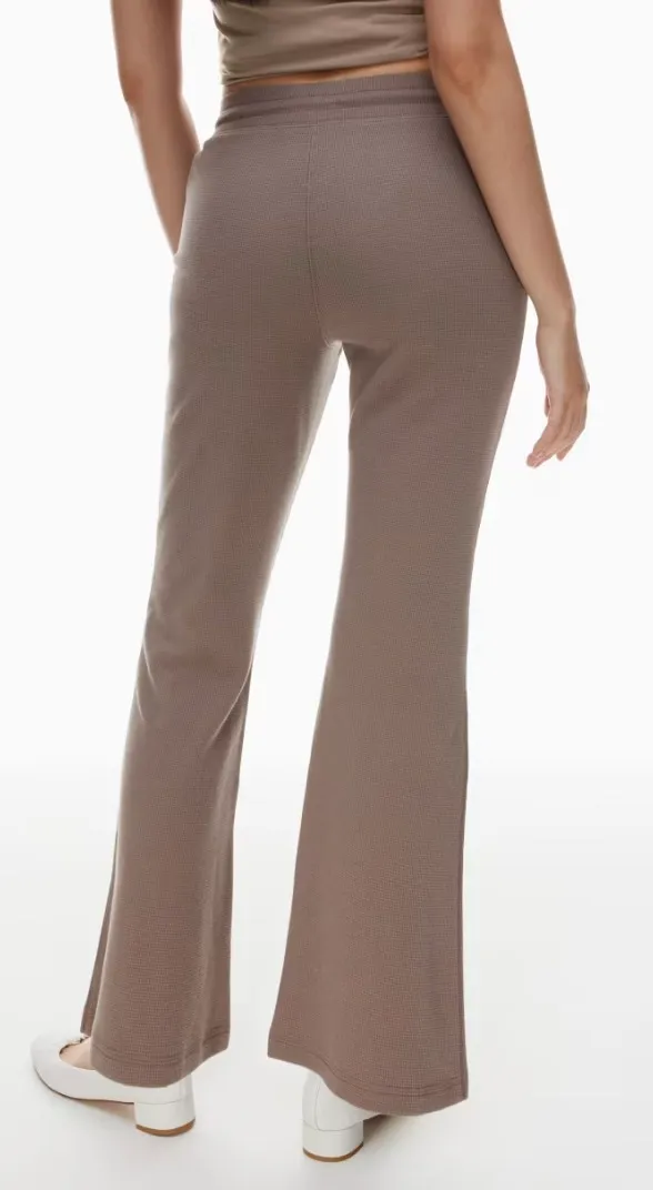Aritzia sunday best baby waffle pant deep taupe - Image 3