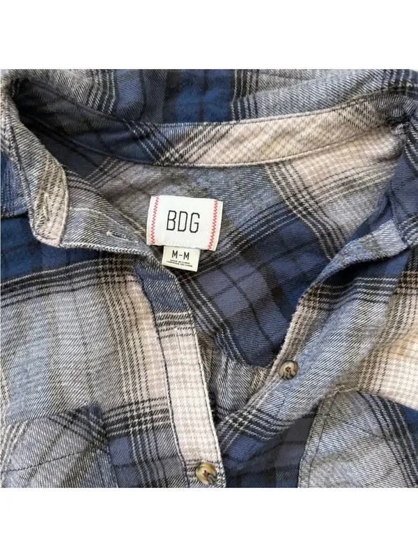 Urban Outfitters BDG Karl Slouchy Blue Flannel Button Down size medium - Image 7