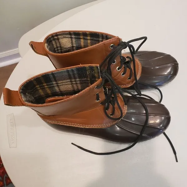 Cape Robbin Duck Boots - Image 2
