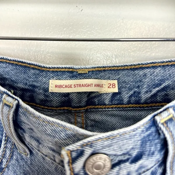 LEVI'S Ribcage High Rise Destructed Straight Jeans in Wash Haleys Comment US 28 - Image 9