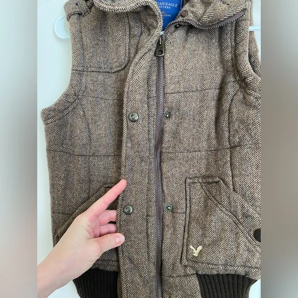 American Eagle Women’s Brown Vest size Small - Image 8