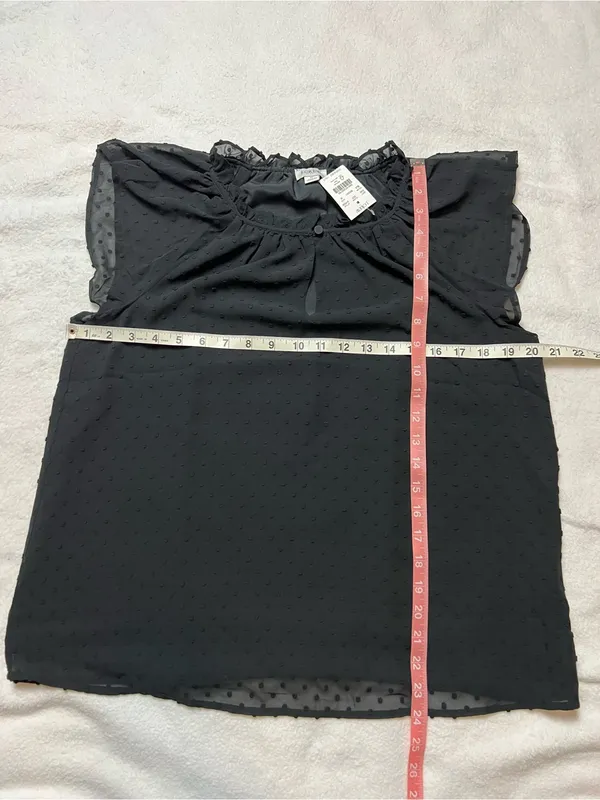 NWT J.Crew Black Swiss Dot Ruffle Sleeve Blouse Medium - Image 7