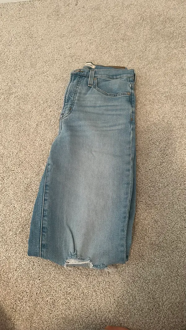 Madewell Blue straight Jean - Image 3