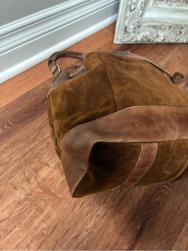Anabaglish suede leather bucket bag with dreamcatcher charm - Image 11