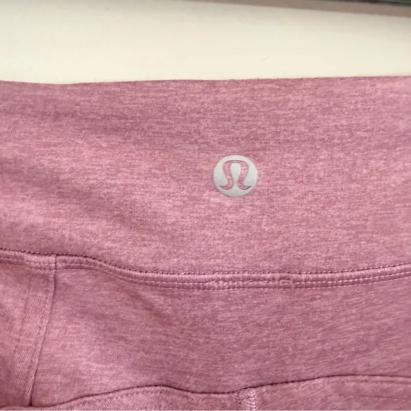 Lululemon Athletica Heathered Rose Flare Leggings Size 8 - Image 6