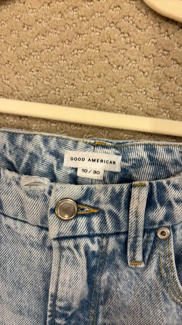 Good American Jeans - Image 2