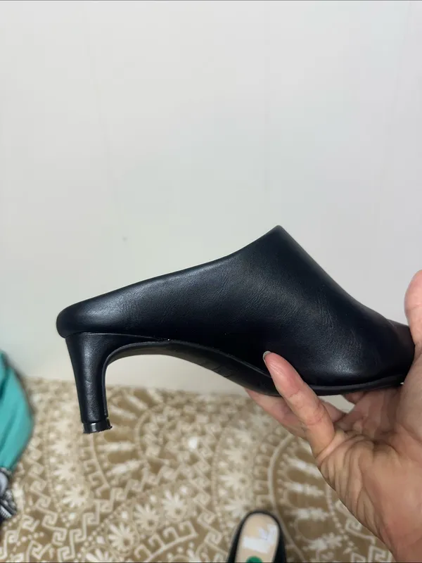 Women's Black Slip-On Leather Heels Mule - Image 3