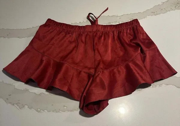 Victoria's Secret Red Pull On PJ Pajama Lounge Shorts Satin Sz Small S - Image 3