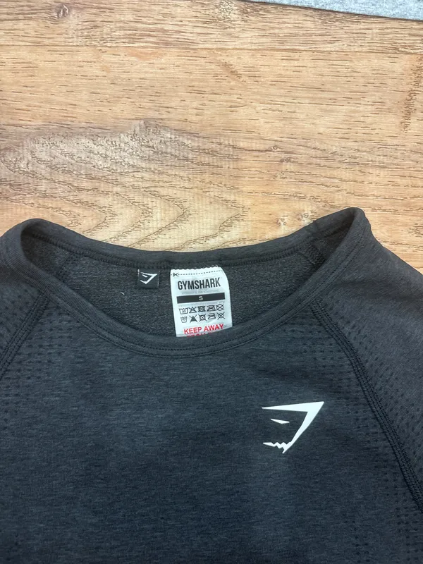 Black Gymshark Seamless Long Sleeve Vital Crop Top - Image 3
