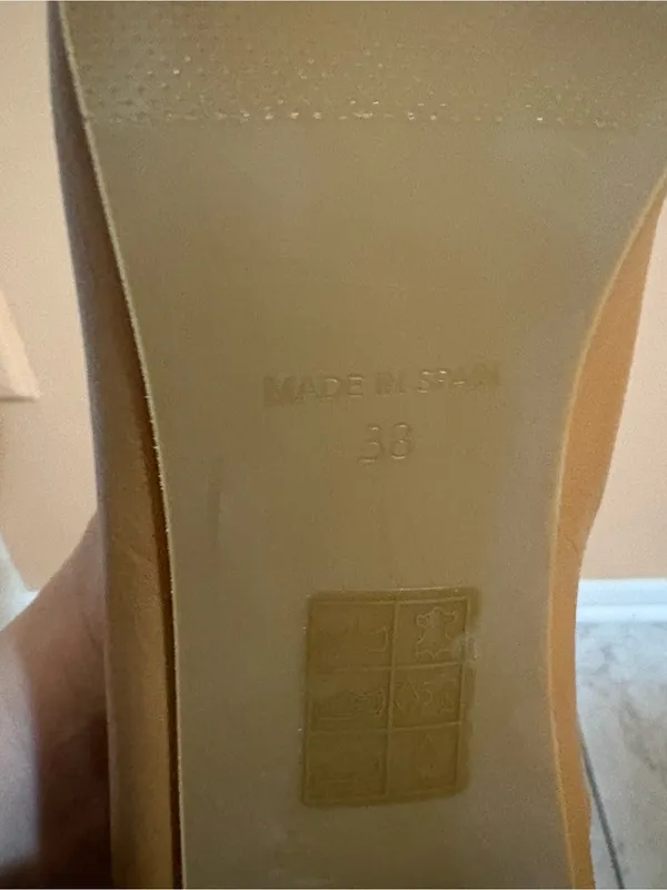 Intentionally Blank Tan Leather Square - Image 5