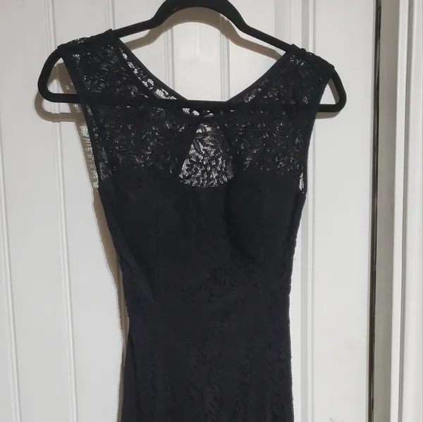 Betsy & Adam Evening Gown Size 4 - Image 5