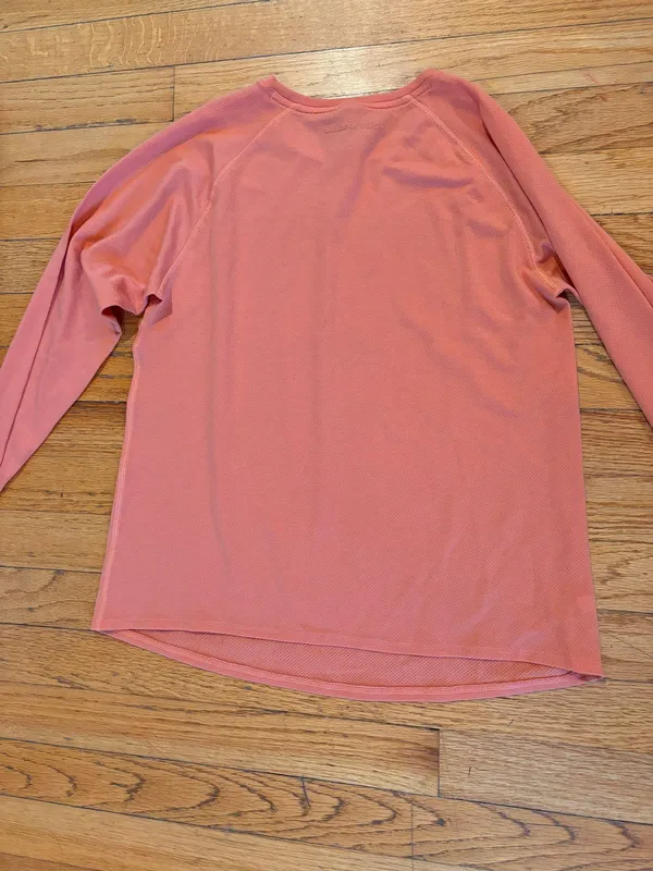 Outdoor Voices long sleeve - Image 4