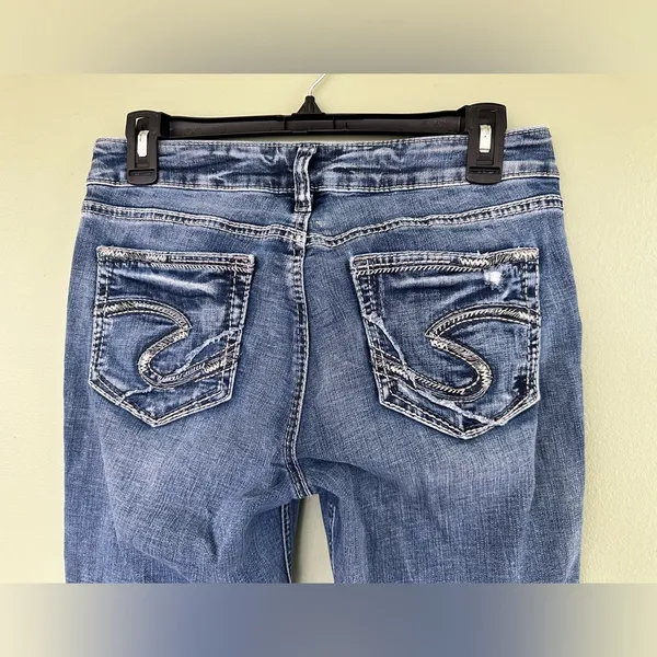 Silver Jeans Suki womens 29/31 medium wash mid rise slim bootcut Distressed blue - Image 5