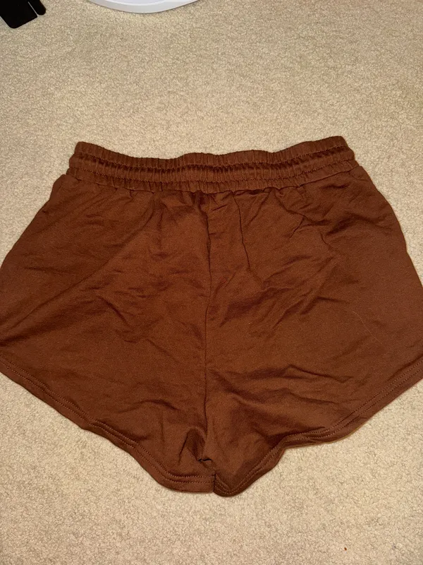 Comfy Shorts Brown Size M - Image 2