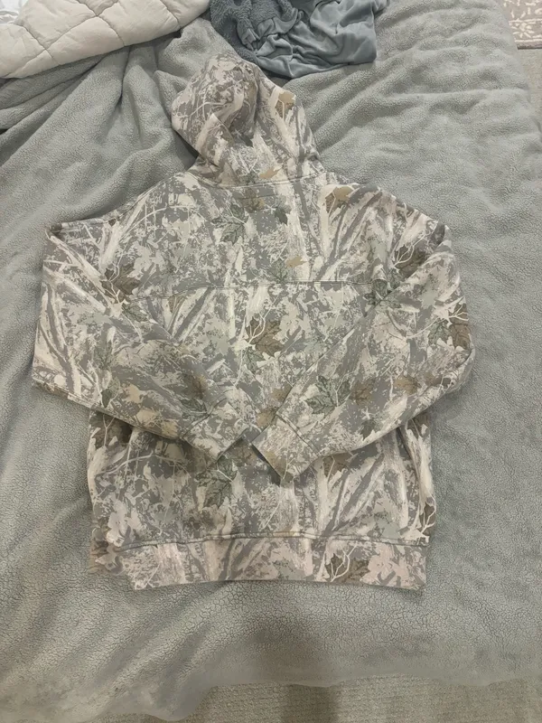 Abercrombie and Fitch camo hoodie - Image 3