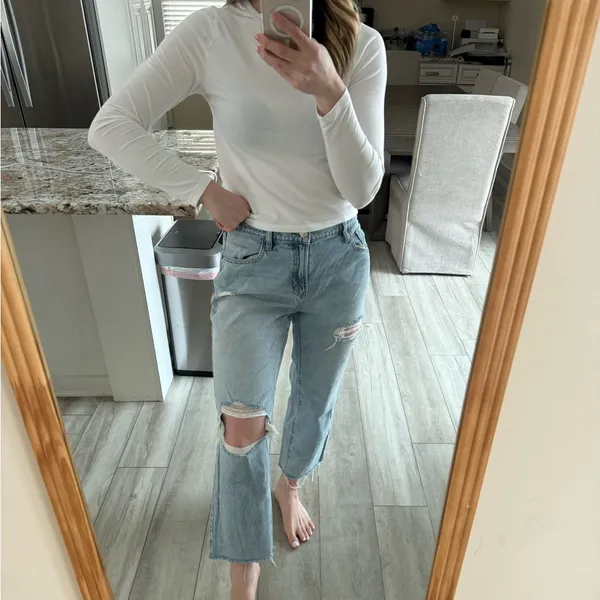 PacSun 90s Straight Leg Distressed Jeans Light Wash Size 28 - Image 2