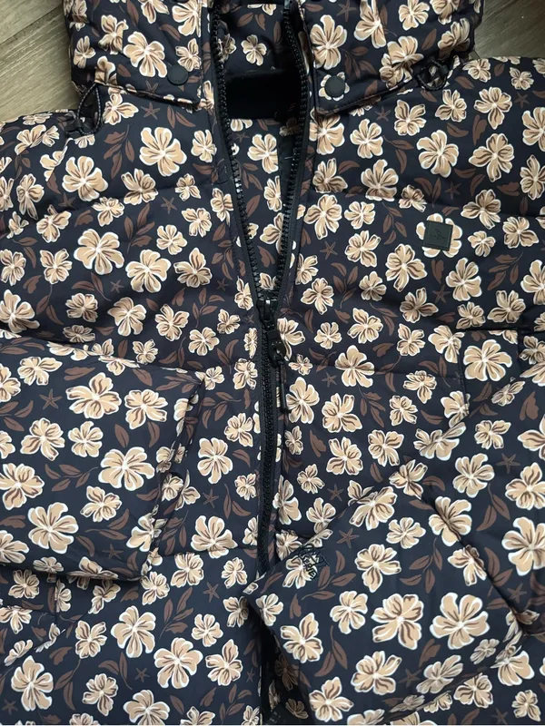 Rip Curl Black Puffer Jacket with Cream Floral Print - Image 7