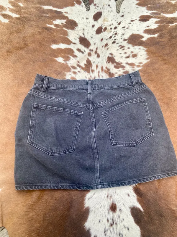 Reformation Marcus Denim Mini Skirt Sz 29 - Image 4