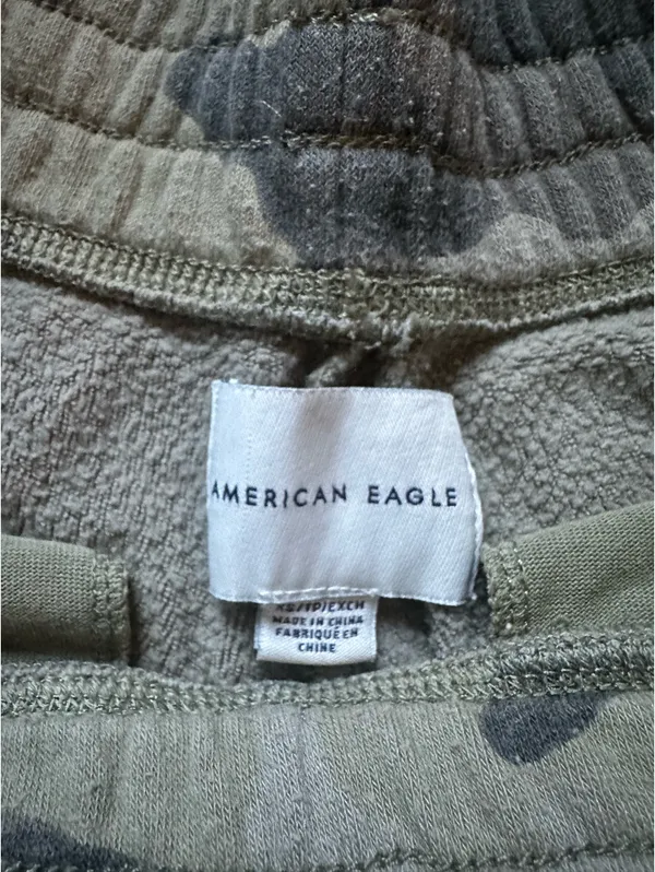 American Eagle Camo Sweat Shorts - Image 3