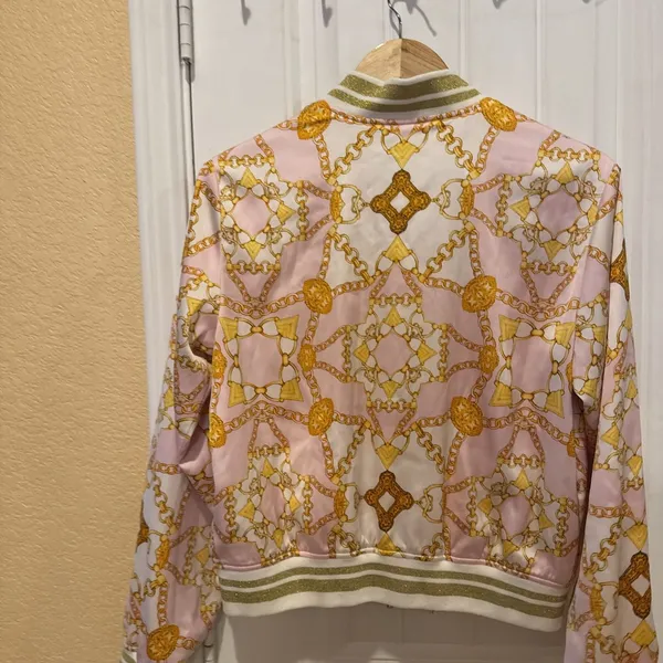Vintage Guess Italian Maximalist Baroque Bomber Jacket Sz M Gold Chain Pink Zip - Image 7