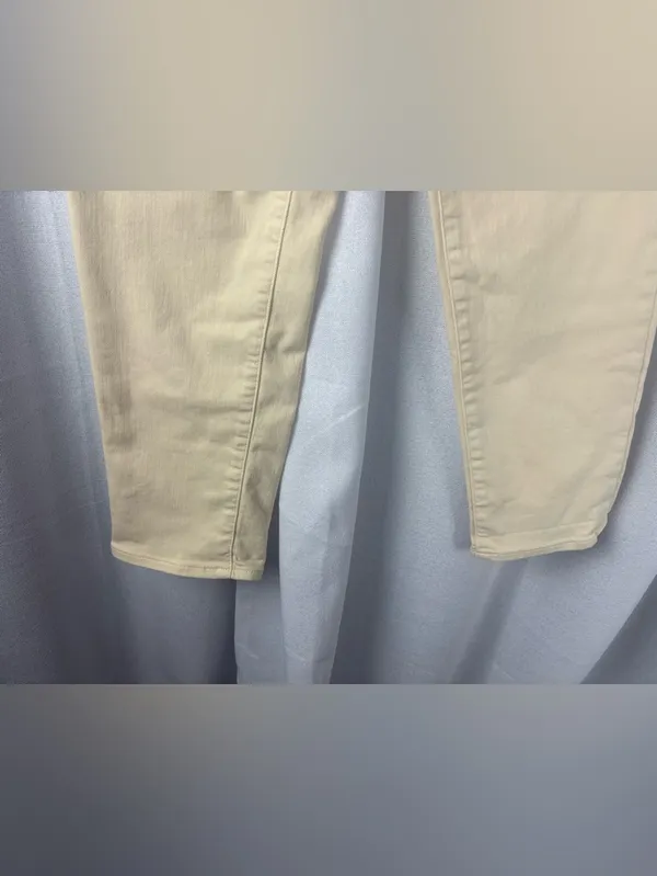 Athleta sculptek Skinny Jeans Cream Butter‎ Size 6 EUC - Image 3