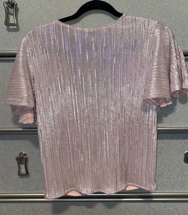 Pink sparkly top - Image 4