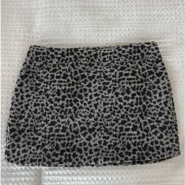 Zara Black and Gray Animal Print Jacket - Image 3