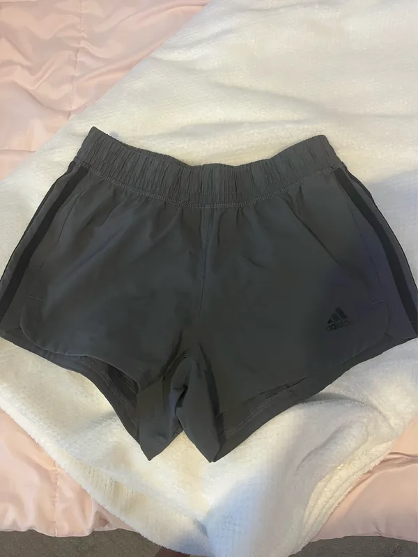 Adidas shorts - Image 2