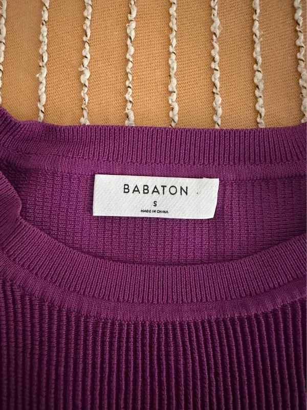 Aritzia Top Babaton Sculpt Knit Tank - Image 3