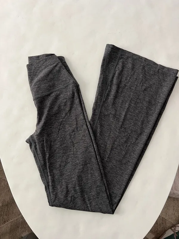 SPLITS59 Raquel Airweight High Rise Flare Leggings in Heather Gray 32" S $138 - Image 3
