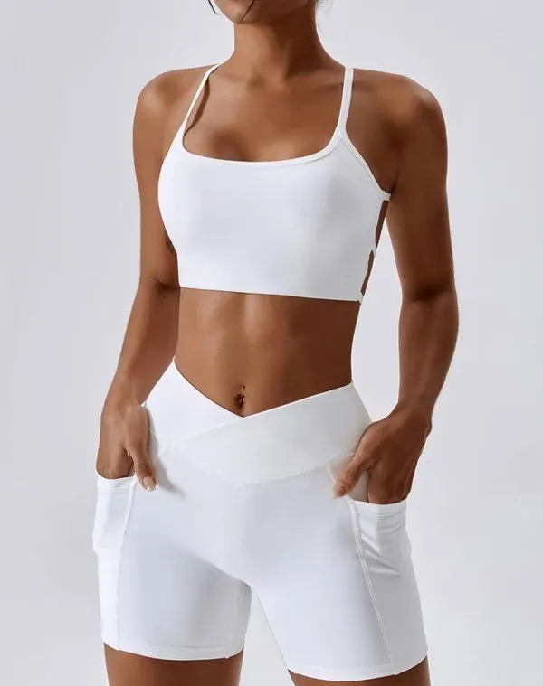 Amazon sports bra and shorts workout set - Image 5
