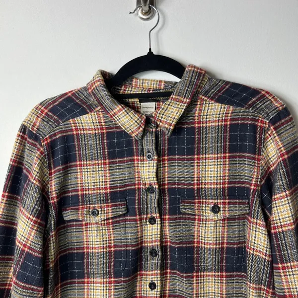 Patagonia Womens Organic Cotton Plaid‎ Flannel Popover Shirt Navy Red Yellow 12 - Image 3